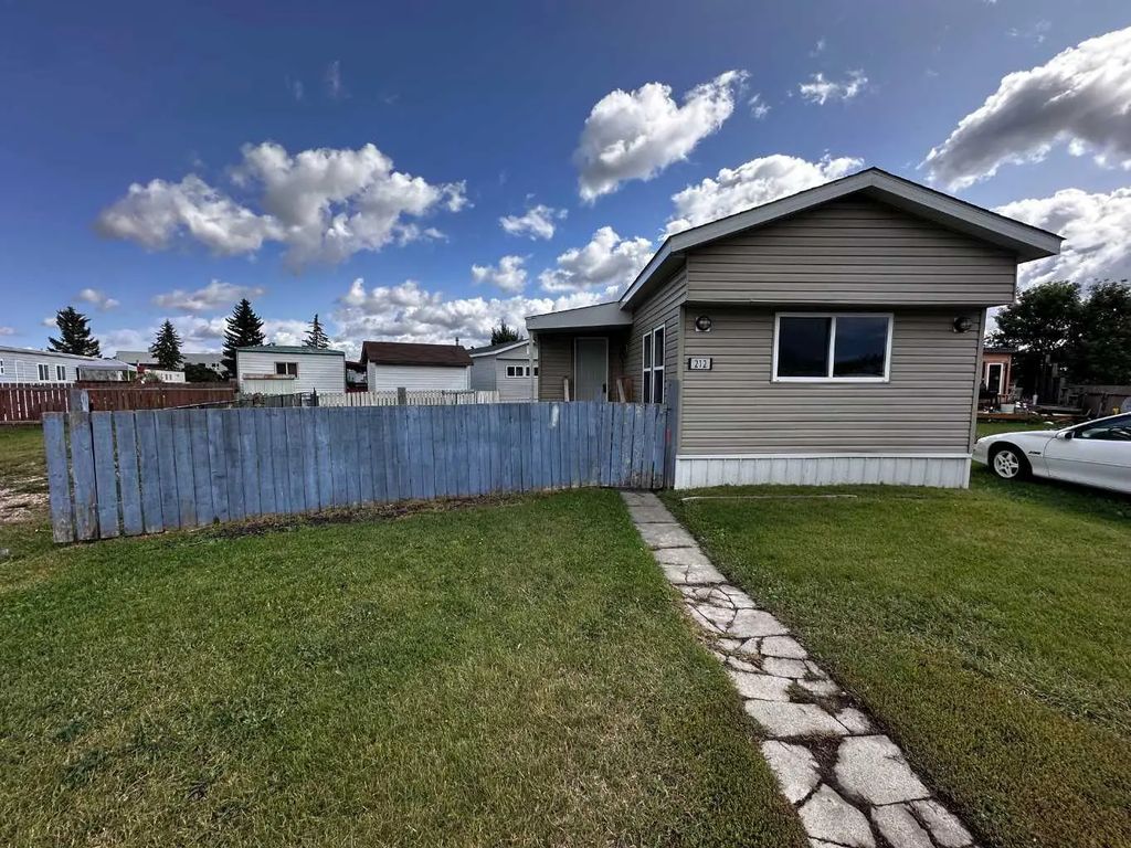 212 5344 76 Street , Red Deer