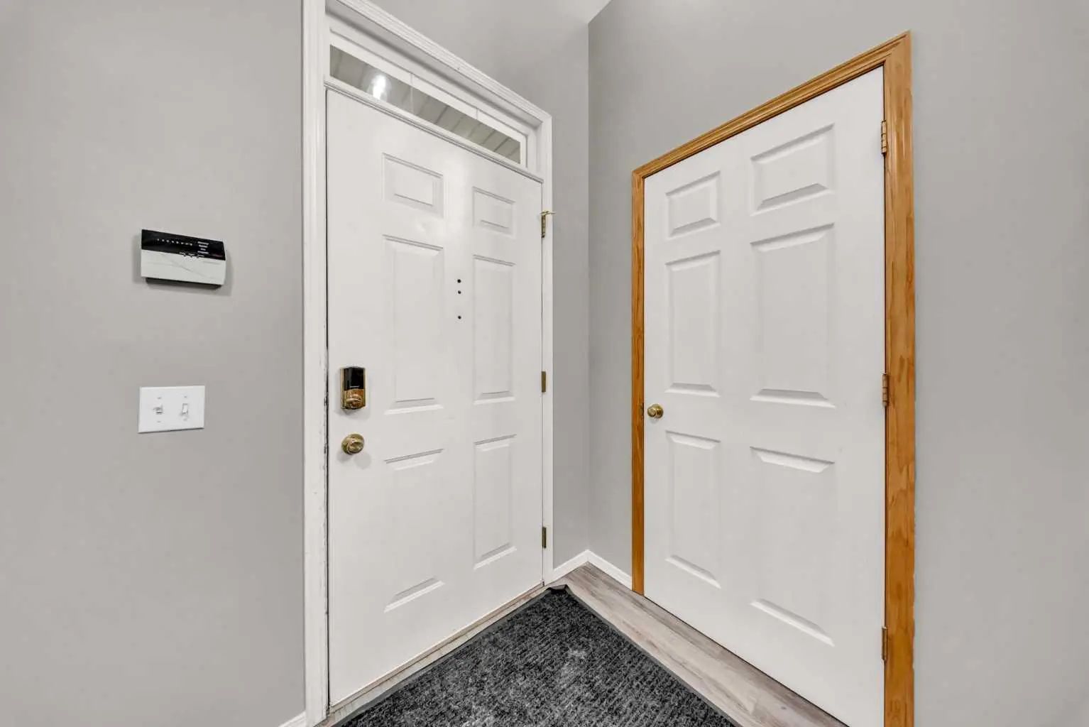 1150 Prestwick Circle Southeast, Calgary – Residential Detached Listing Photo 4