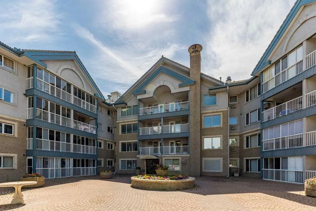 104 75 1 Avenue S, Lethbridge