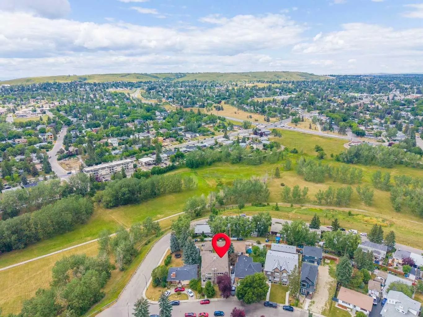 256 43 Avenue Nw Calgary Alberta T2K 0H6 Highland Park Home For Sale