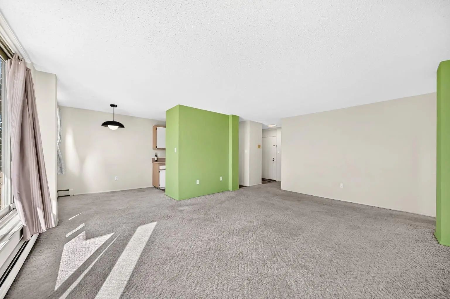 232 1421 7 Avenue Nw Calgary Alberta T2N 0Z3 Hillhurst Home For Sale