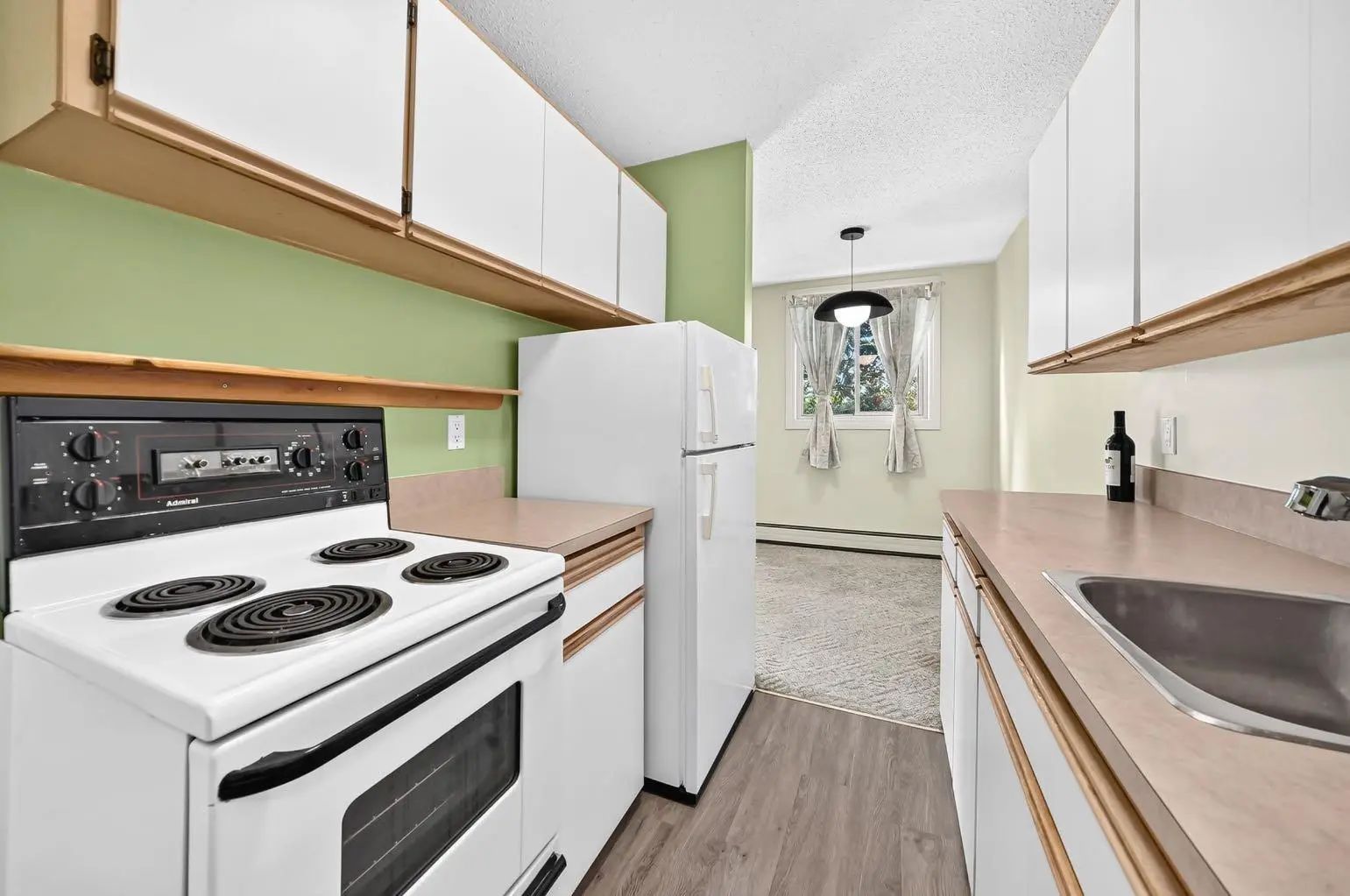232 1421 7 Avenue Nw Calgary Alberta T2N 0Z3 Hillhurst Home For Sale
