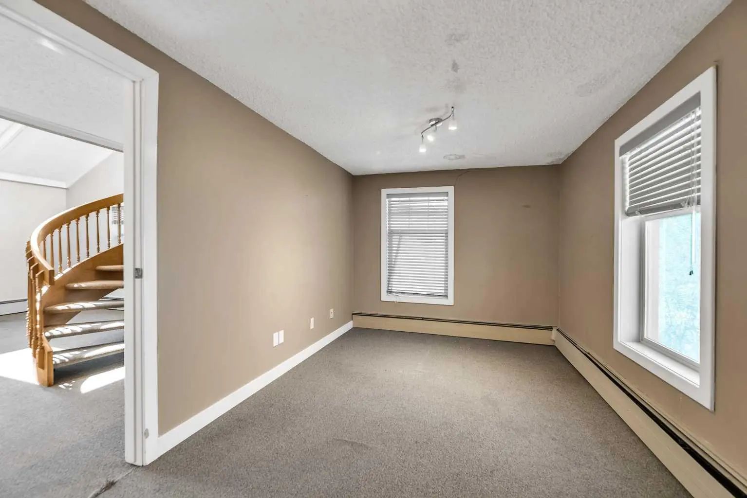 1850 14 Street Sw Calgary Alberta T2T 3S9 Lower Mount Royal Home For Sale