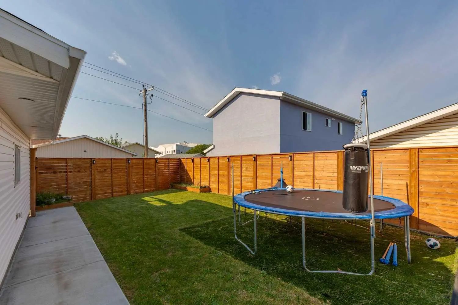12 Rundleson Way Ne Calgary Alberta T1Y 3N6 Rundle Home For Sale