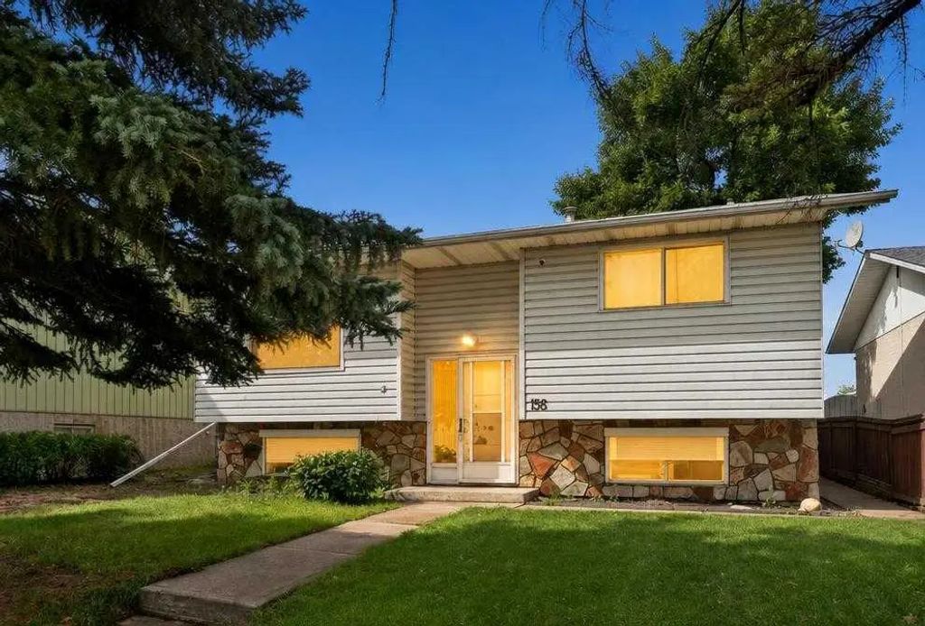 156 Dovely Crescent Se, Calgary