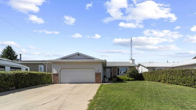 4908 56 Street W, Forestburg