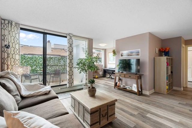 314 2425 90 Avenue Sw, Calgary