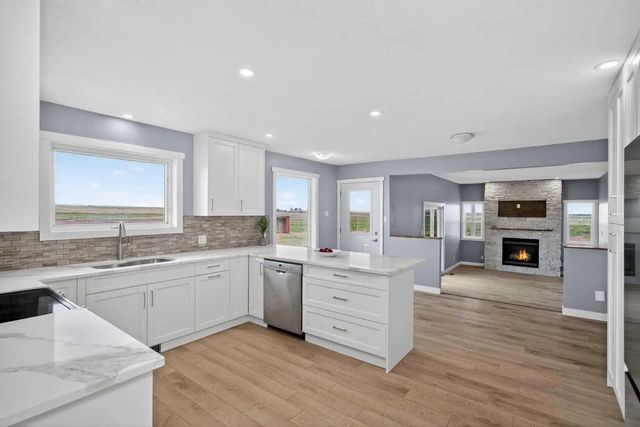 578099 83 Street E, Rural Foothills County