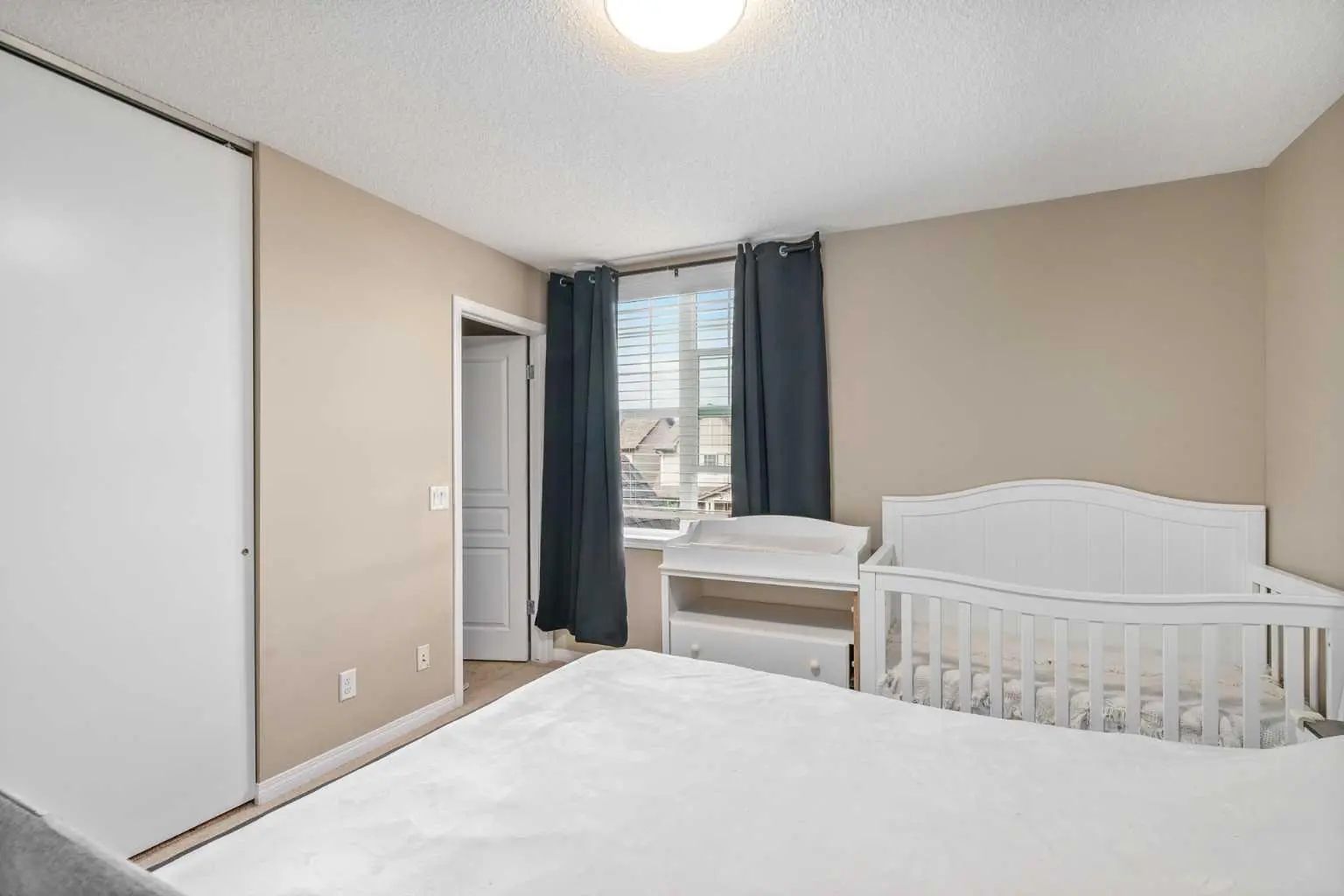 240 Elgin Meadows Gardens Se Calgary Alberta T2Z 0M4 McKenzie Towne Home For Sale