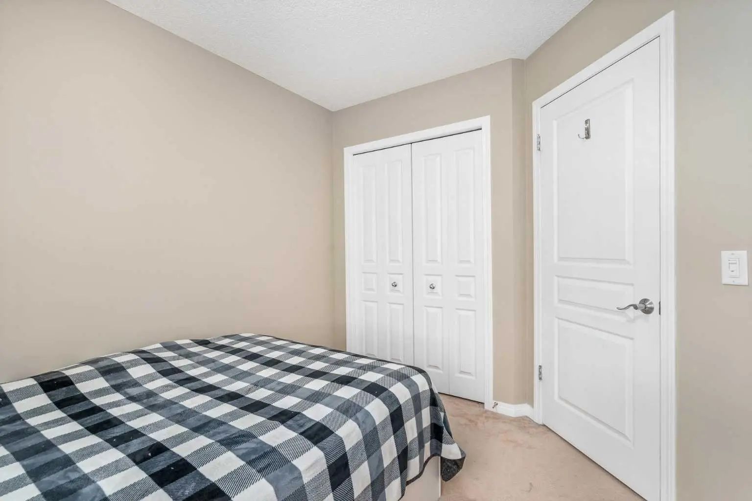 240 Elgin Meadows Gardens Se Calgary Alberta T2Z 0M4 McKenzie Towne Home For Sale