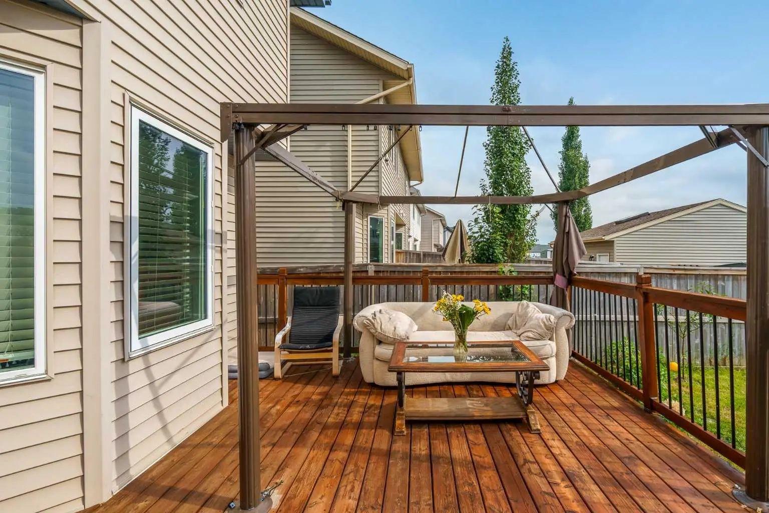 240 Elgin Meadows Gardens Se Calgary Alberta T2Z 0M4 McKenzie Towne Home For Sale