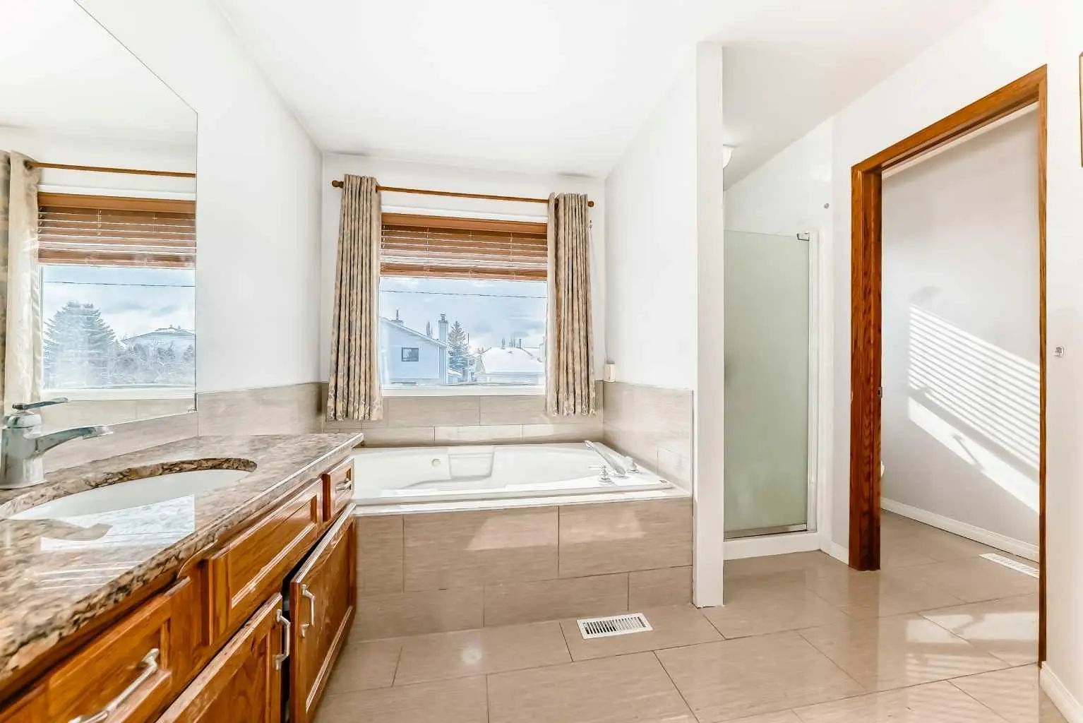 207 Eldorado Close Ne Calgary Alberta T1Y6T5 Monterey Park Home For Sale