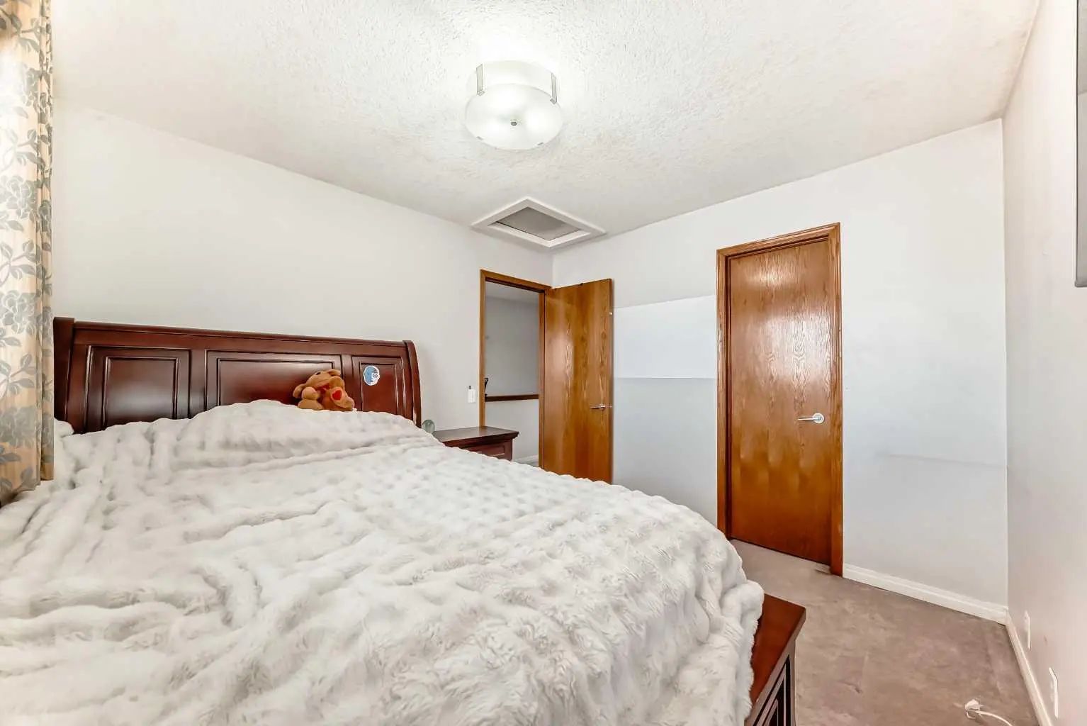 207 Eldorado Close Ne Calgary Alberta T1Y6T5 Monterey Park Home For Sale