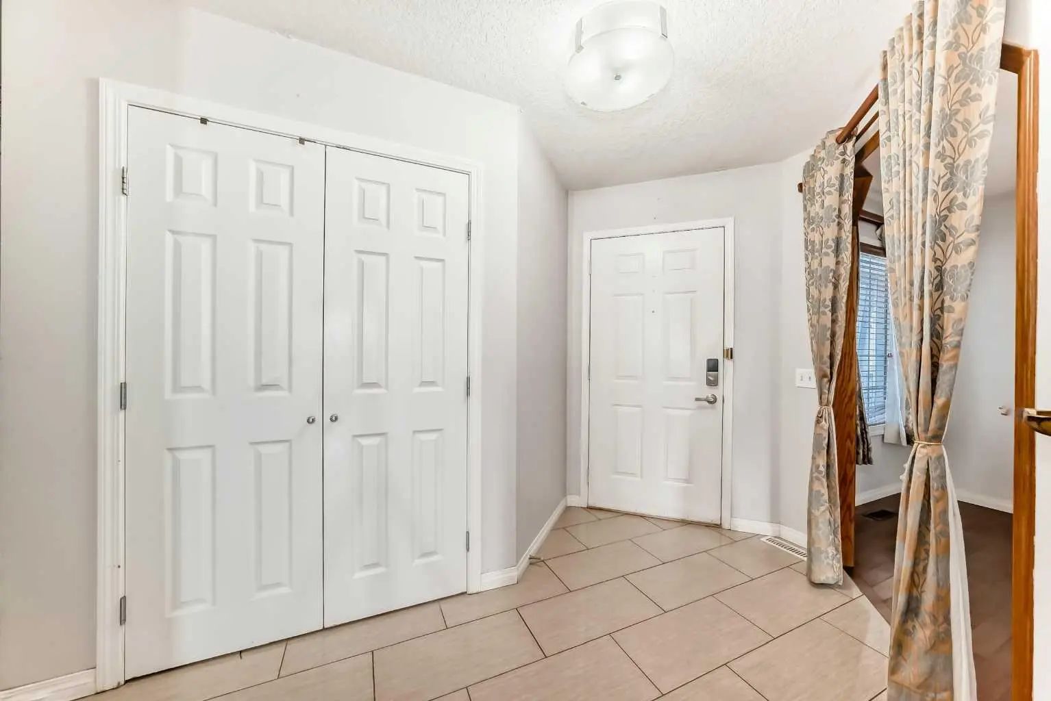 207 Eldorado Close Ne Calgary Alberta T1Y6T5 Monterey Park Home For Sale
