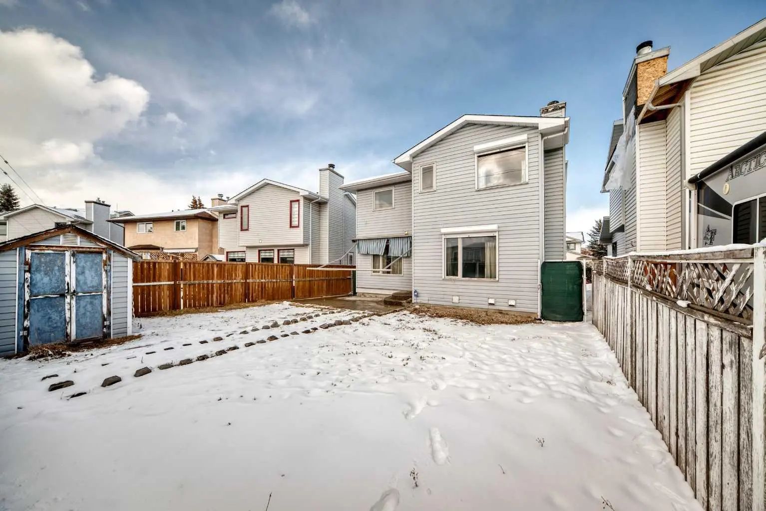 207 Eldorado Close Ne Calgary Alberta T1Y6T5 Monterey Park Home For Sale