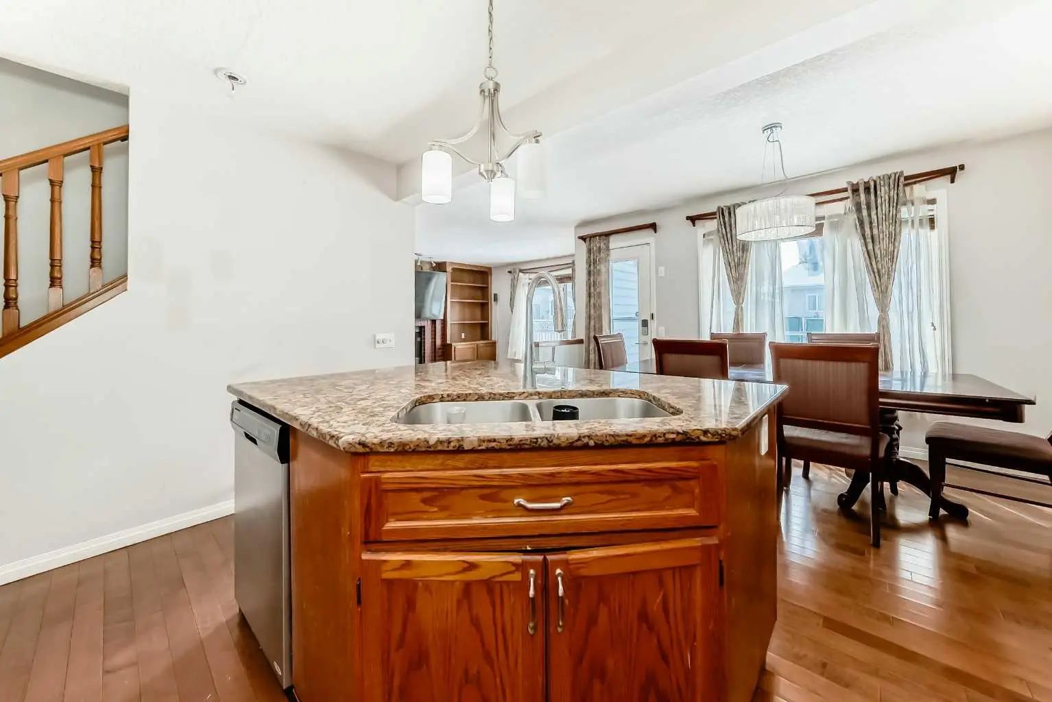 207 Eldorado Close Ne Calgary Alberta T1Y6T5 Monterey Park Home For Sale