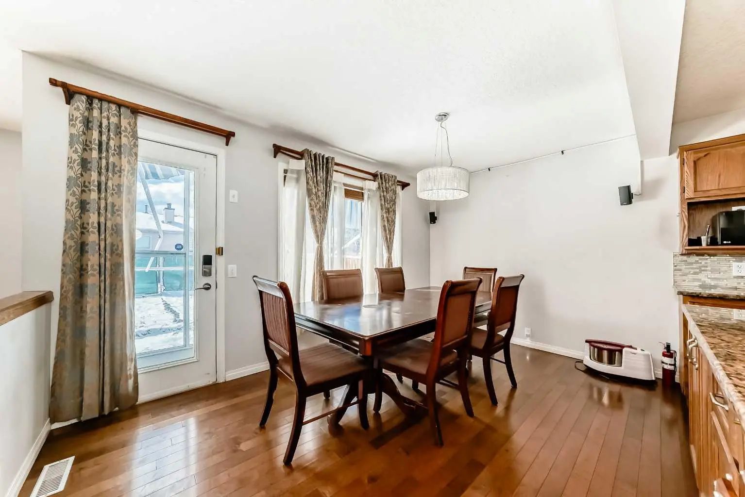 207 Eldorado Close Ne Calgary Alberta T1Y6T5 Monterey Park Home For Sale