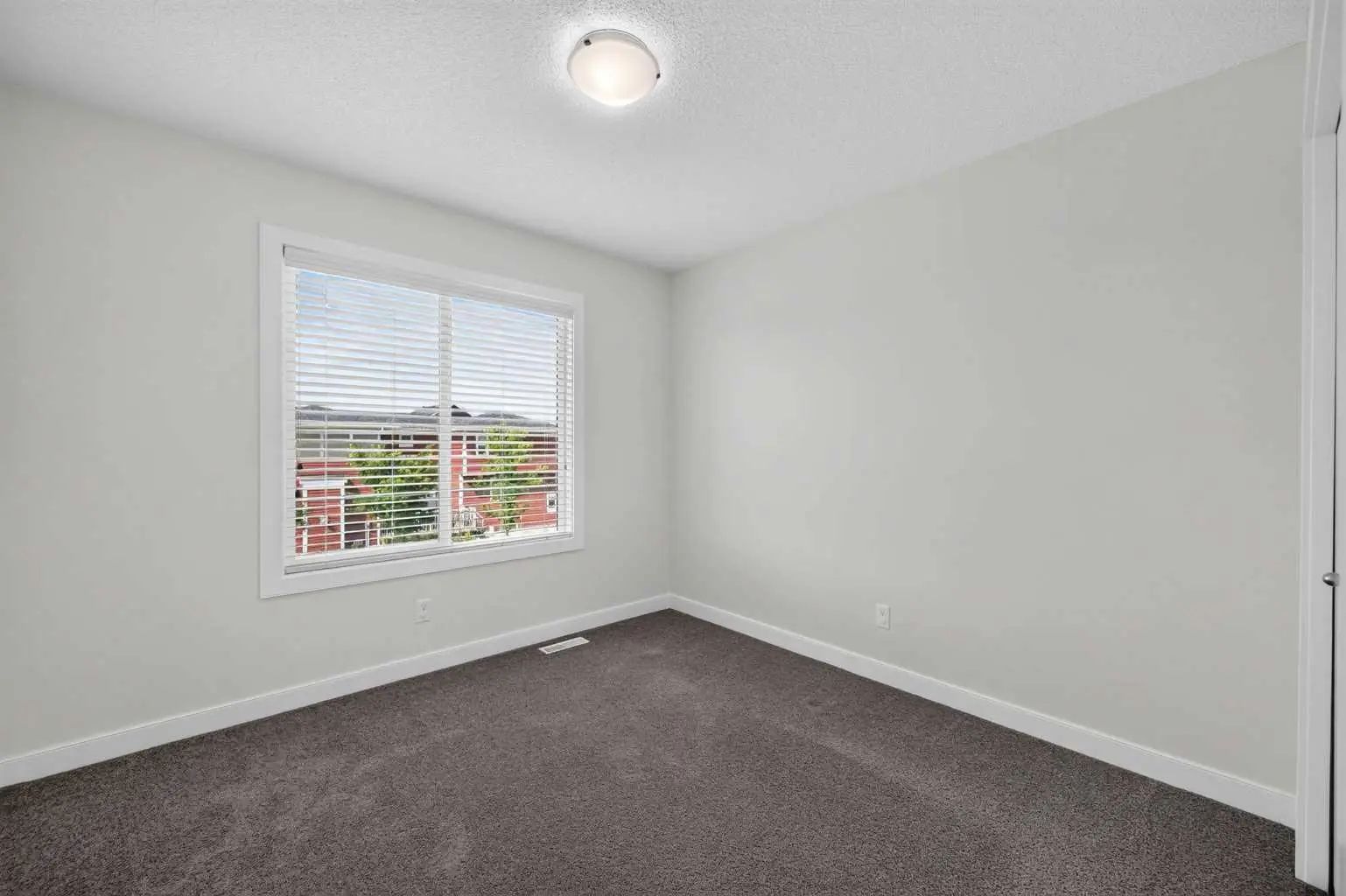 125 Redstone Common Ne Calgary Alberta T3N 0P6 Redstone Home For Sale