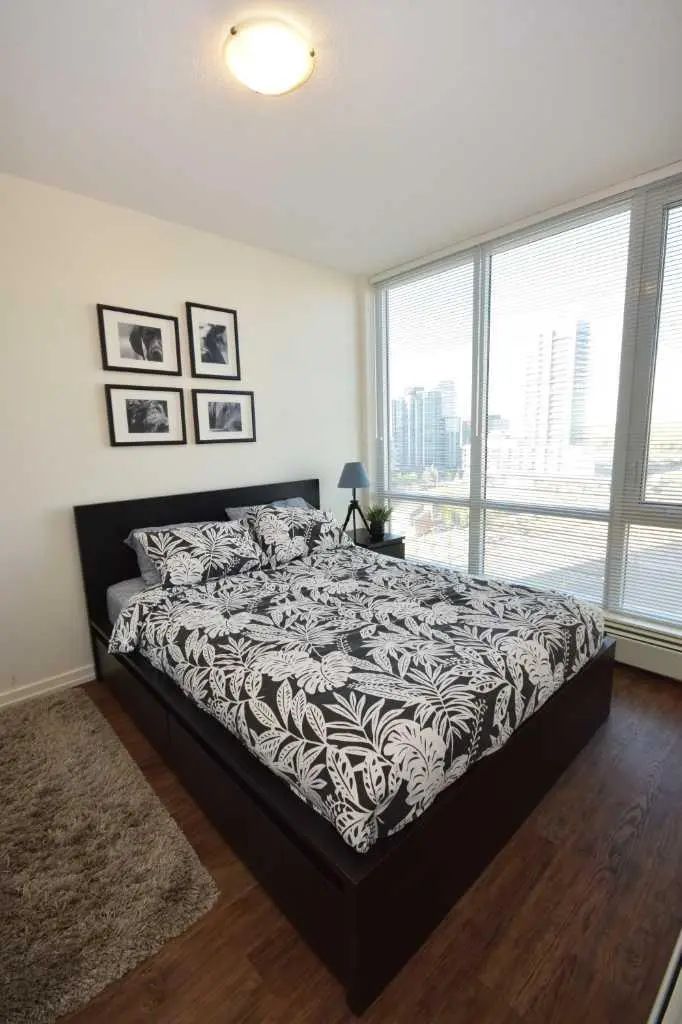 909 450 8 Avenue Se Calgary Alberta T2G 1T2 Downtown East Village Home For Sale