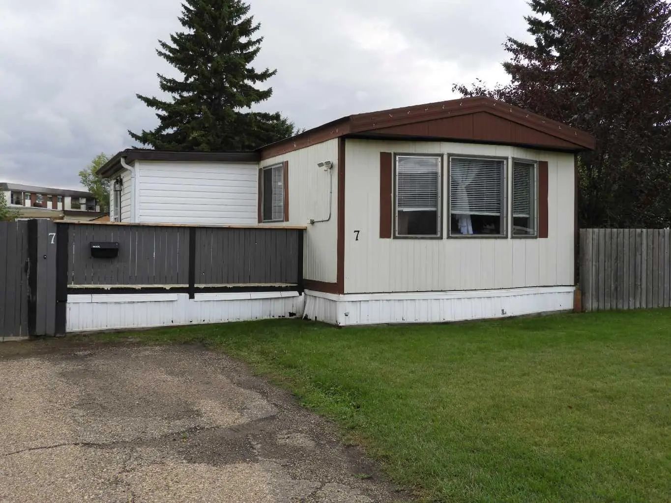 Photo of Listing #A2342201