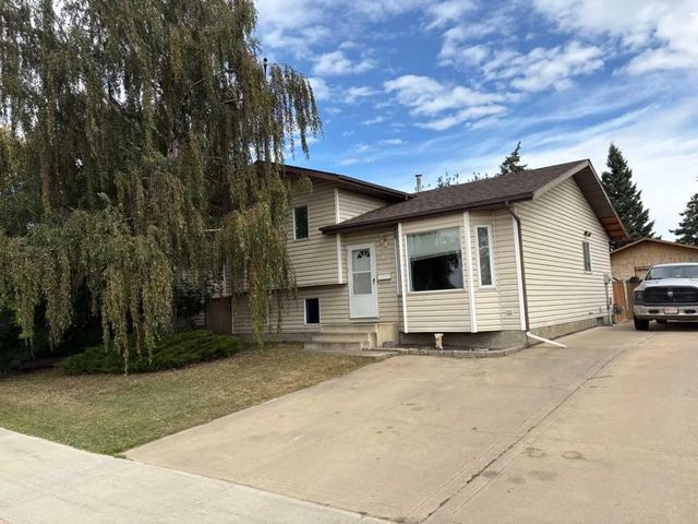 9413 93 Street , Grande Prairie