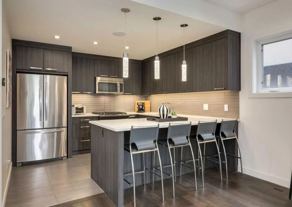 2 1812 Kensington Road Nw, Calgary