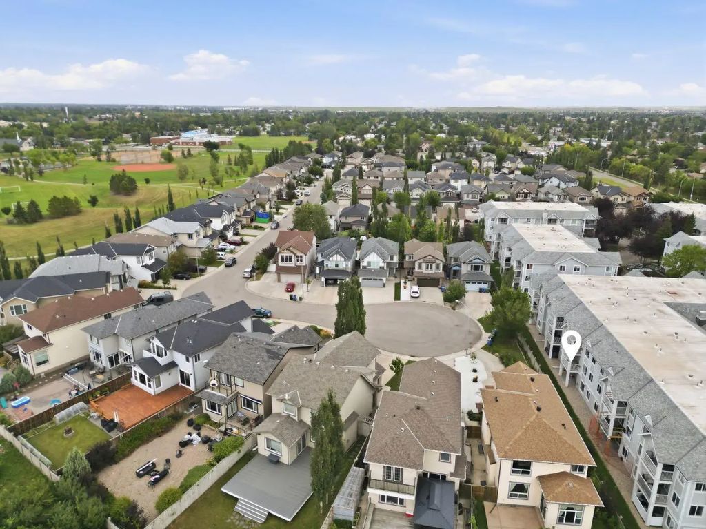 208 3208 Valleyview Park Se, Calgary