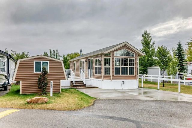 2127 35468 30 Range , Rural Red Deer County