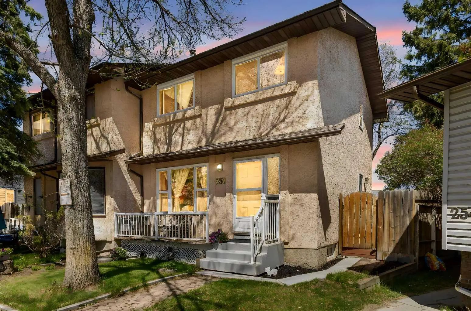 252 Templeview Way Ne Calgary Alberta T1Y 3Y9 Temple Home For Sale