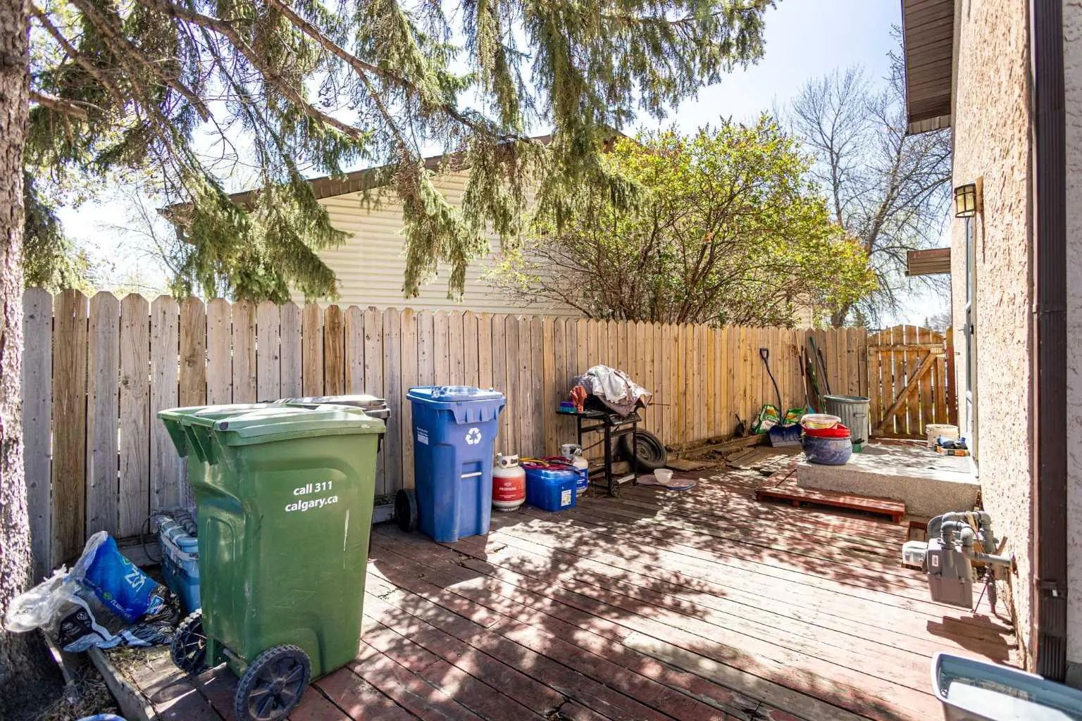 252 Templeview Way Ne Calgary Alberta T1Y 3Y9 Temple Home For Sale