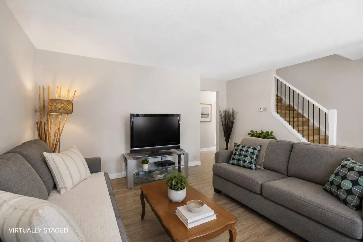 252 Templeview Way Ne Calgary Alberta T1Y 3Y9 Temple Home For Sale