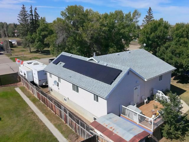 379n 300 E  , Raymond