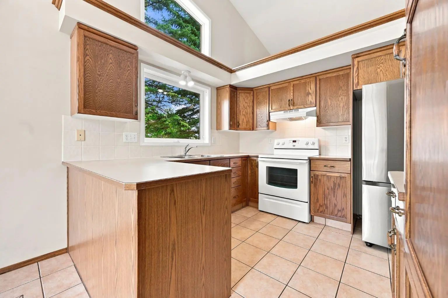4 Douglasview Park Se Calgary Alberta T2Z2E9 Douglasdale/Glen Home For Sale
