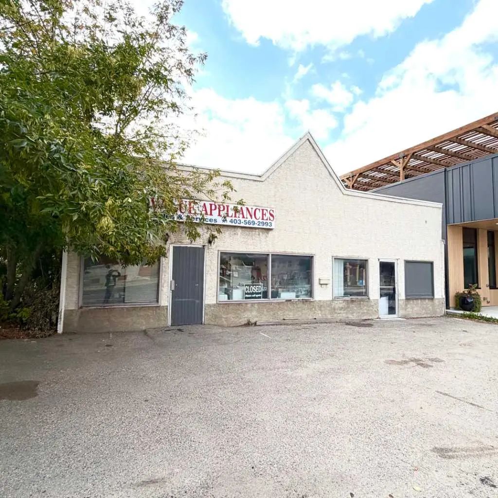 1721 36 Street Southeast, Calgary – Commercial Retail Listing Photo 3