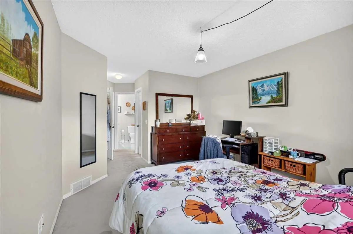 6 Harvest Grove Green Northeast, Calgary – Residential Semi Detached (Half Duplex) Listing Photo 16