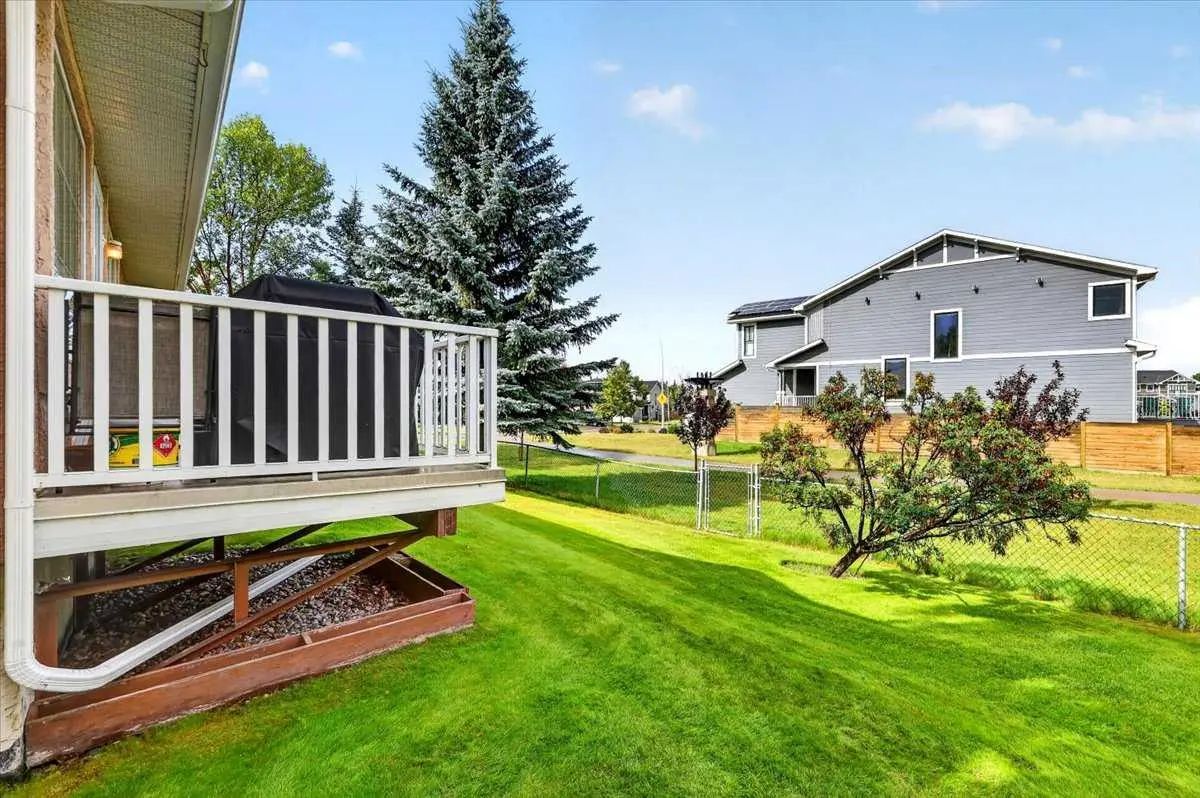 6 Harvest Grove Green Northeast, Calgary – Residential Semi Detached (Half Duplex) Listing Photo 3