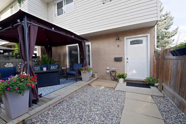 9 1915 18 Avenue N, Lethbridge