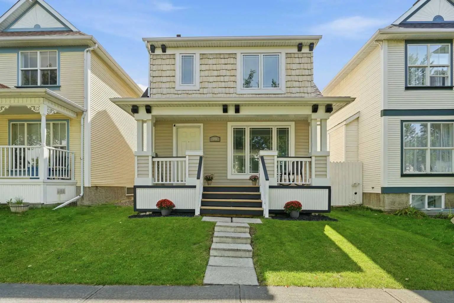 99 Prestwick Circle Southeast, Calgary – Residential Detached Listing Photo 3