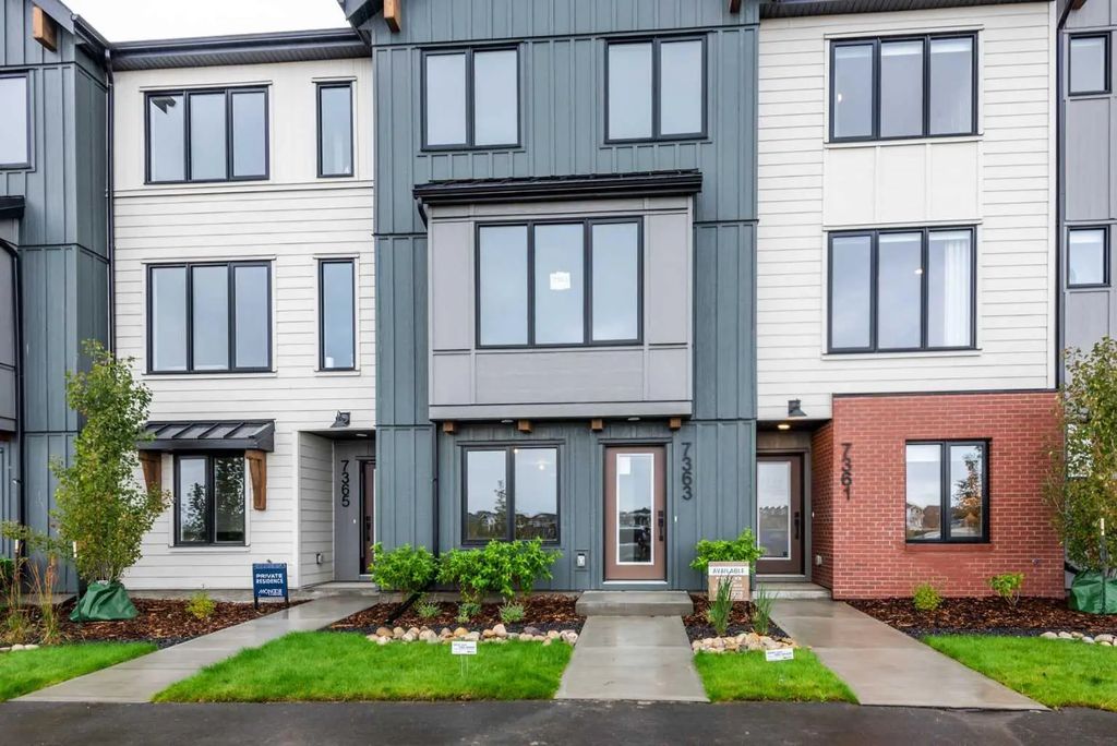 51 Mercado Lane Se, Calgary