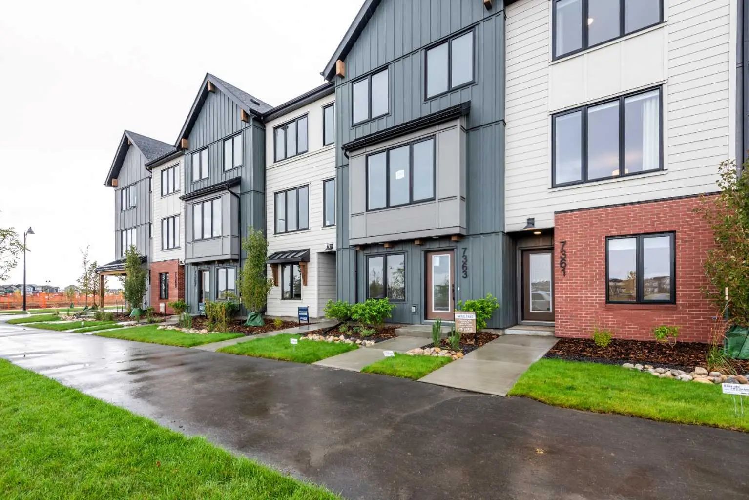 51 Mercado Lane Southeast, Calgary – Residential Row/Townhouse Listing Photo 2