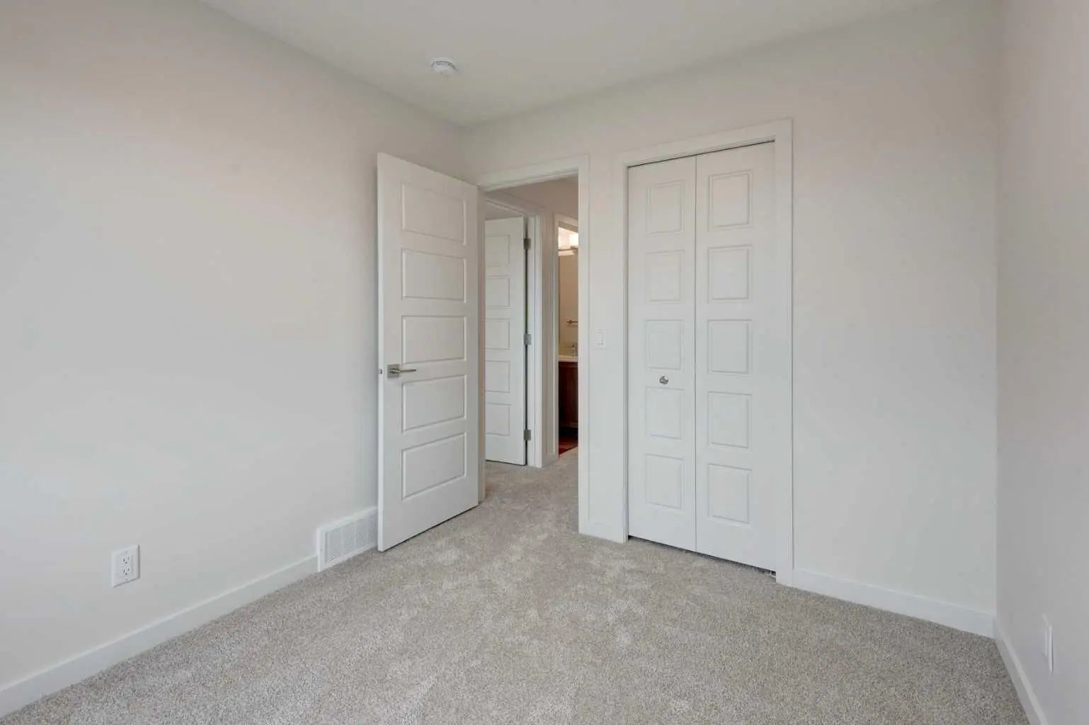 51 Mercado Lane Southeast, Calgary – Residential Row/Townhouse Listing Photo 29