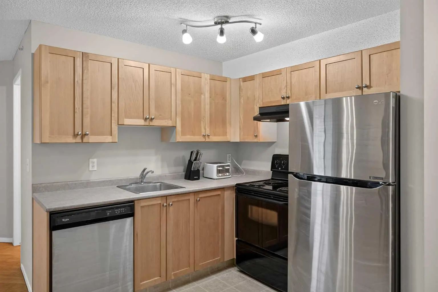 2307 2518 Fish Creek Boulevard Southwest, Calgary – Residential Apartment Listing Photo 2