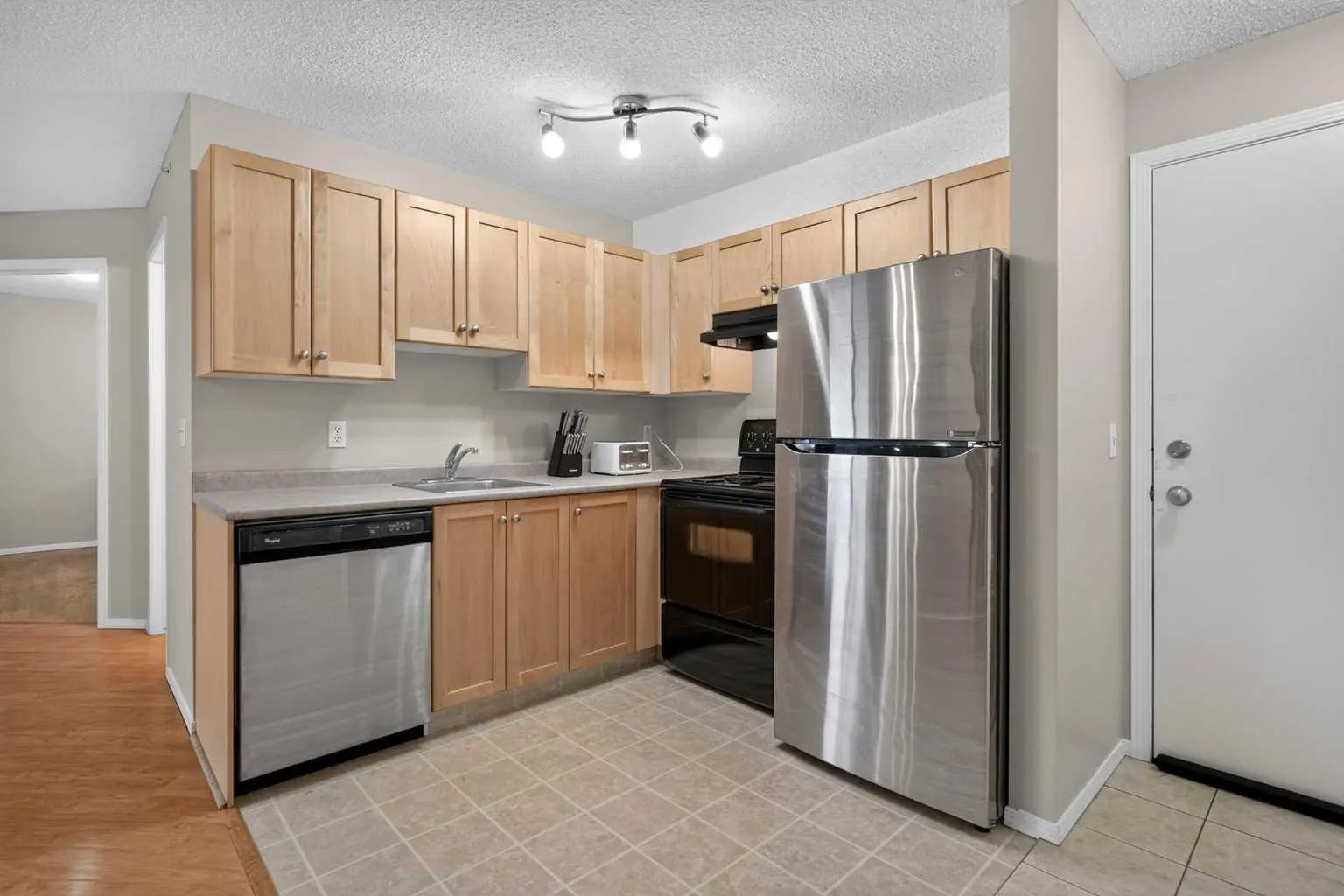 2307 2518 Fish Creek Boulevard Southwest, Calgary – Residential Apartment Listing Photo 4
