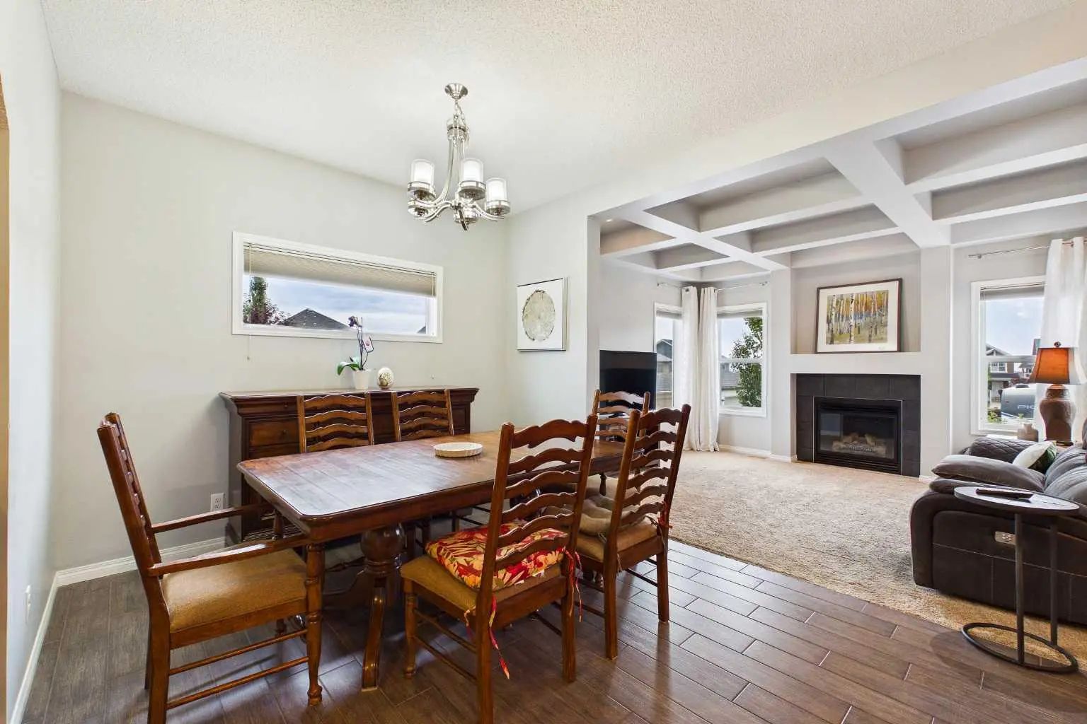8 Sage Bank Road Northwest, Calgary – Residential Detached Listing Photo 3