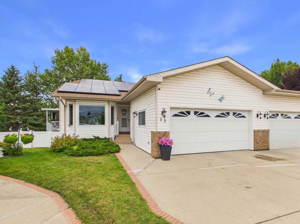 13 Dunn Close , Red Deer