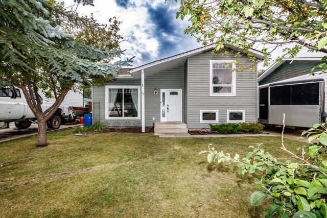152 Dundee Crescent , Penhold