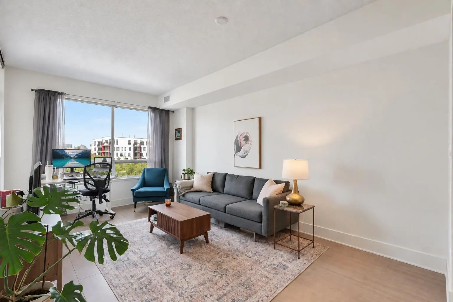 412 38 9 Street Northeast, Calgary – Residential Apartment Listing Photo 3