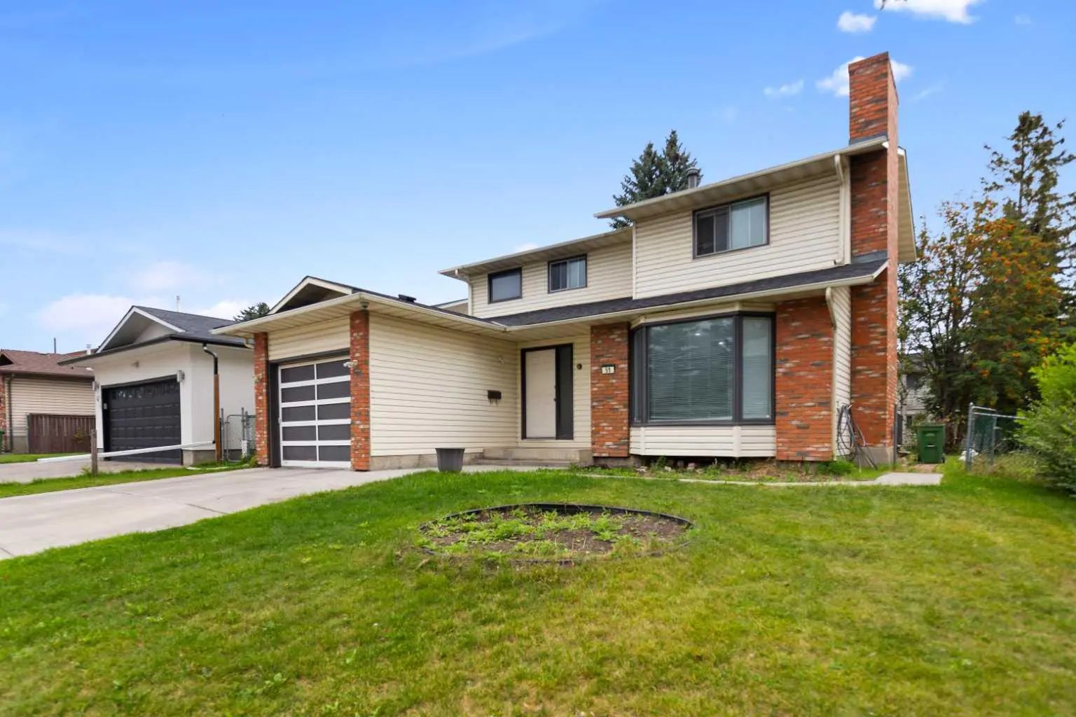 51 Castlebury Way Northeast, Calgary – Residential Detached Listing Photo 3