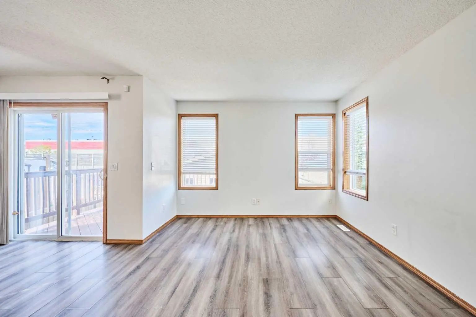 240 Covehaven Road Northeast, Calgary – Residential Detached Listing Photo 13