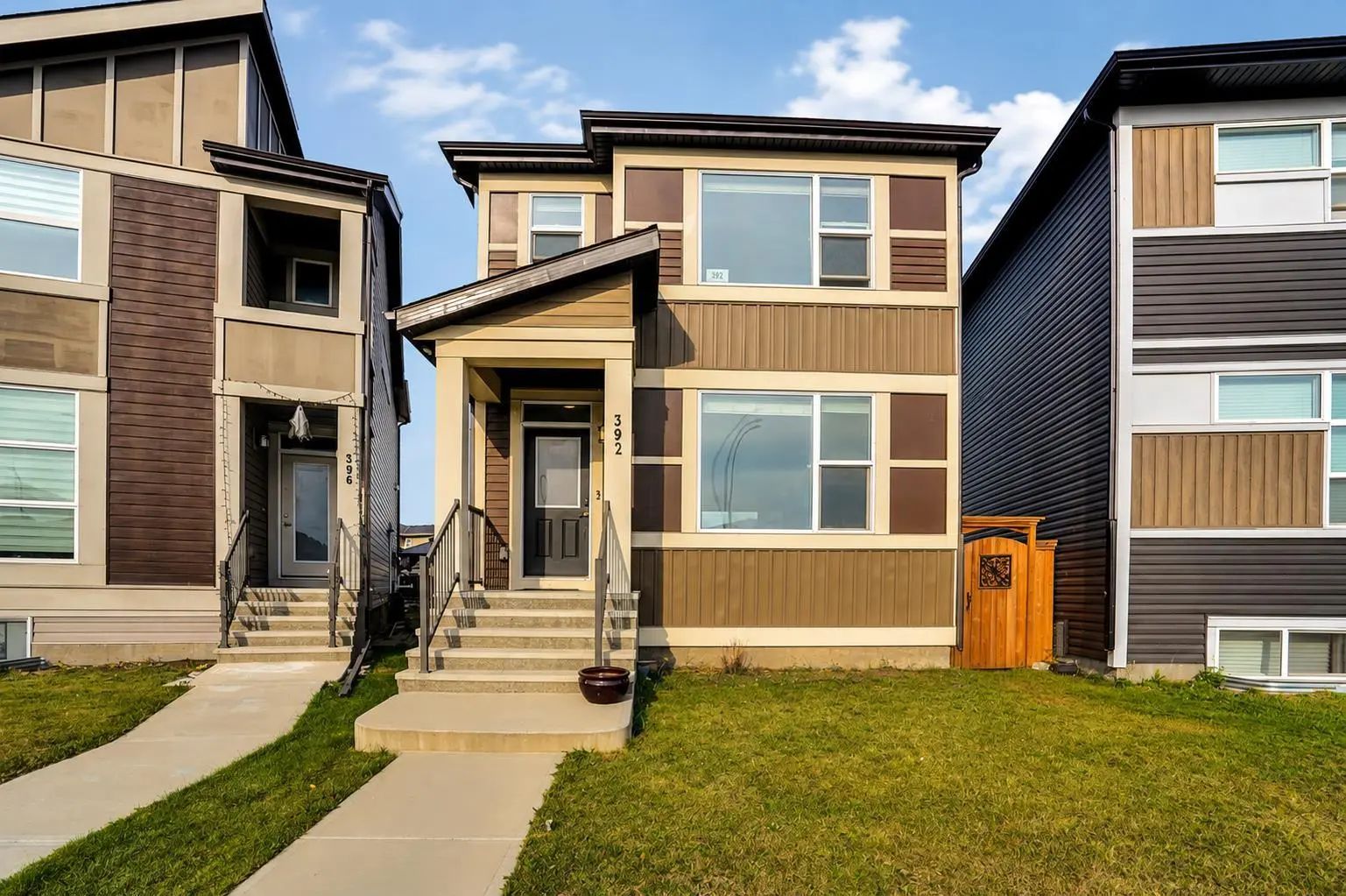392 Cornerstone Passage Northeast, Calgary – Residential Detached Listing Photo 2